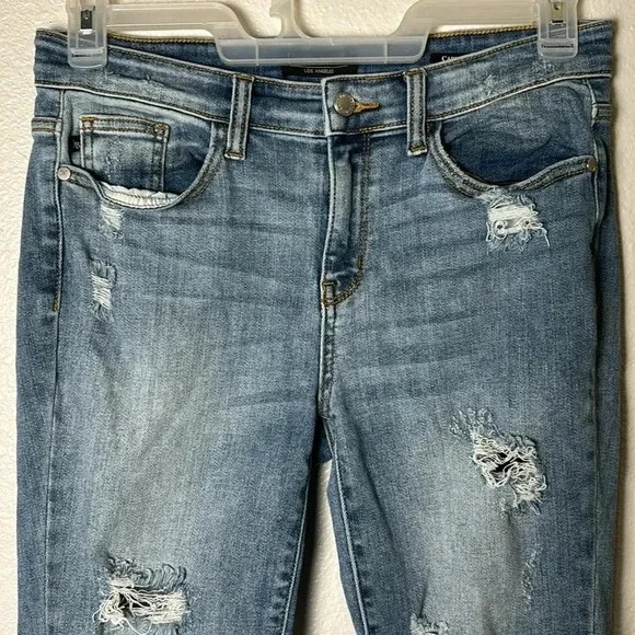 Judy Blue Capri Fit Light Wash Distressed Denim - Picture 2 of 11